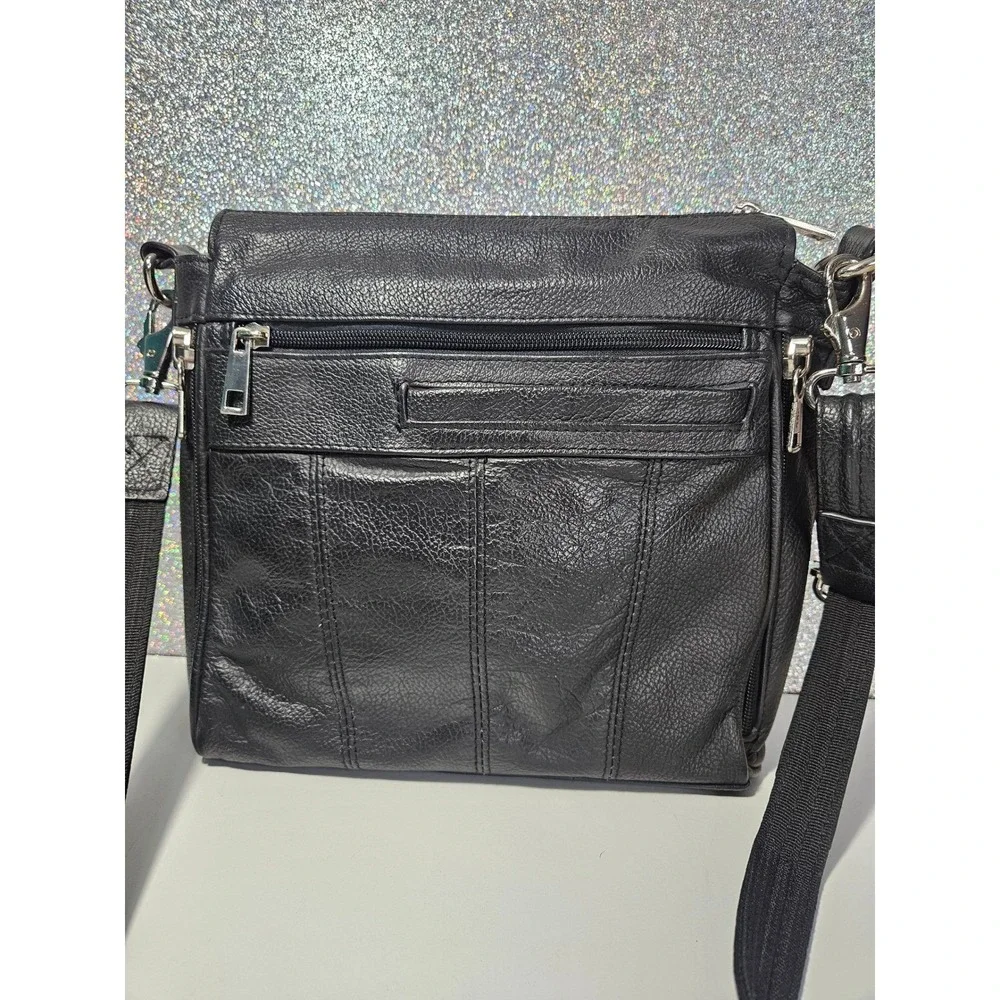 ROMA Leathers Concealed Carry Crossbody Bag, Black Pebbled Leather, No Key - Picture 3 of 10